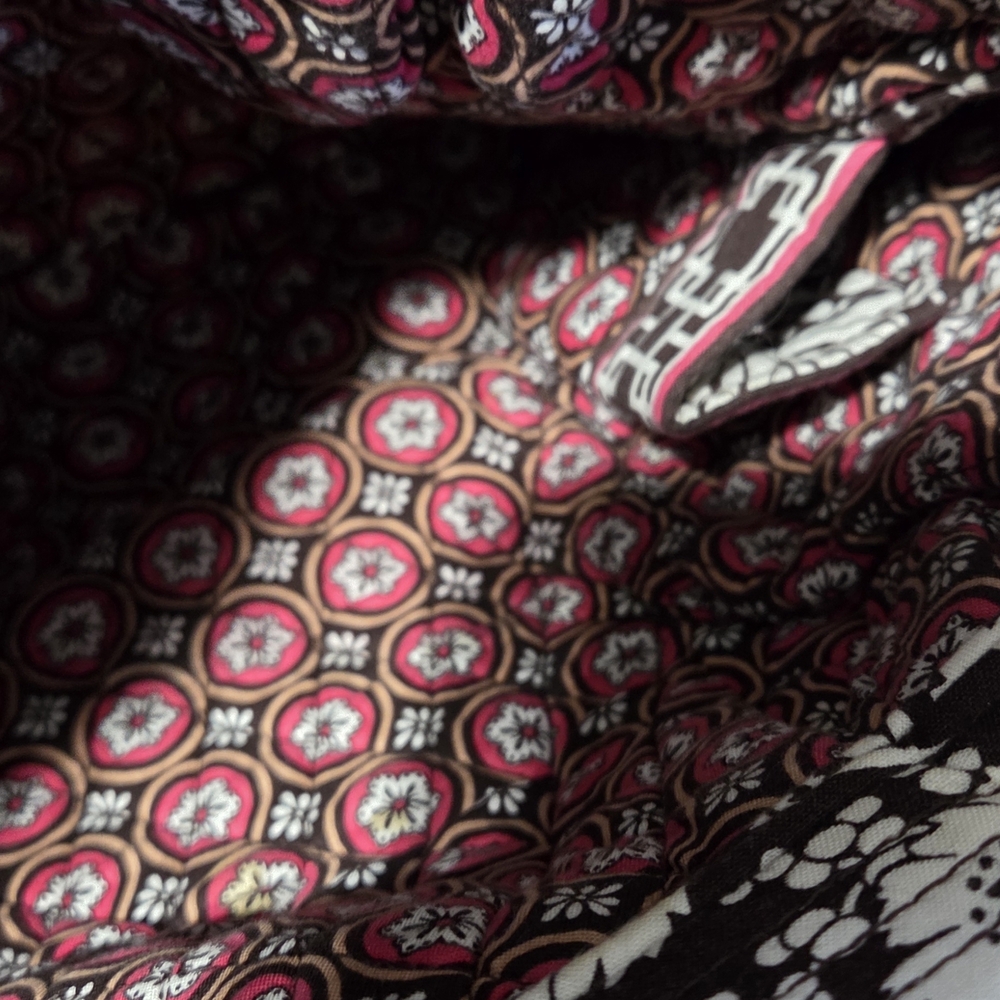 3 Vera Bradley Purses. 2 Tote Bags And 1 Crossbody - Picture 10 of 16